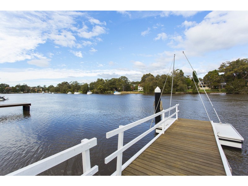 590 Henry Lawson Drive, East Hills NSW 2213