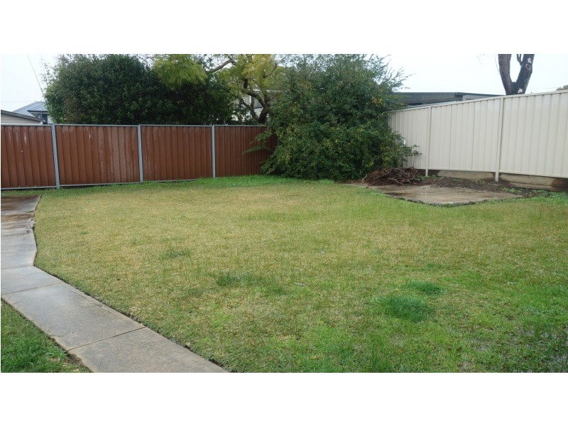 17 Knight Avenue, Panania NSW 2213