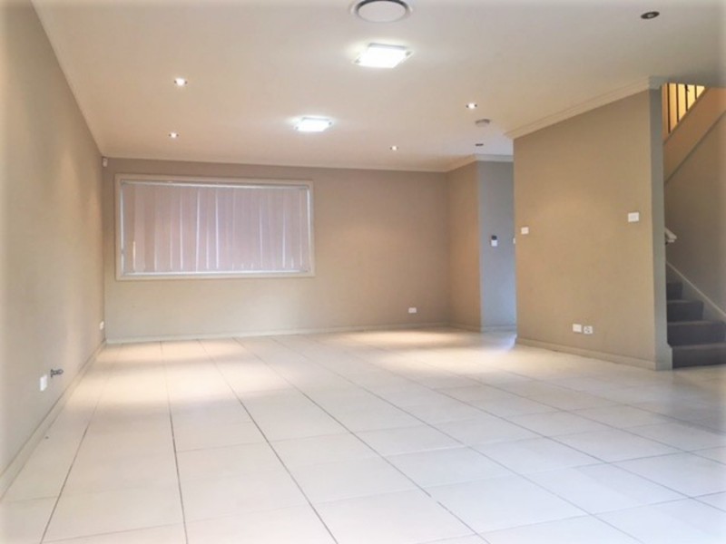 1B Broe Avenue, East Hills NSW 2213