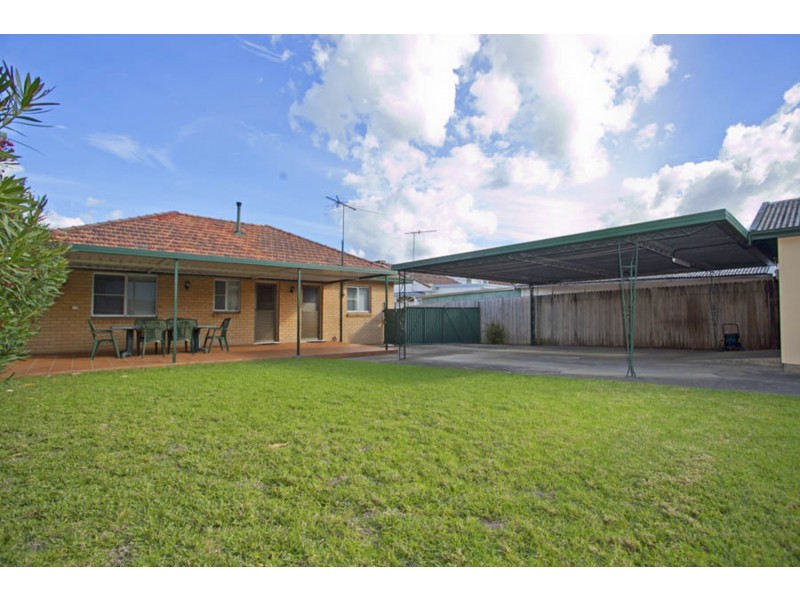 24  Doris Street, Picnic Point NSW 2213