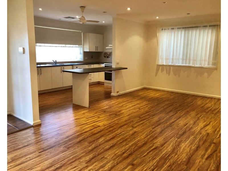 2a/7 Wilberforce Road, Revesby NSW 2212