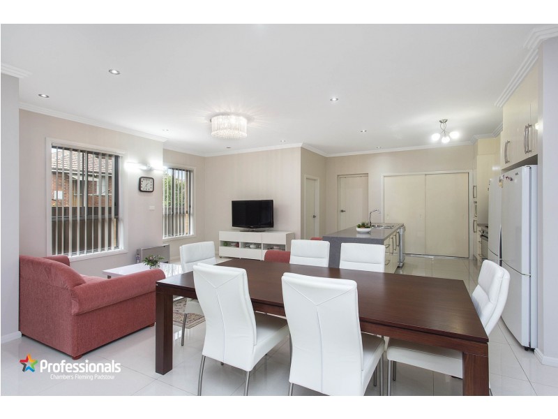 6 Rhonda Street, Revesby NSW 2212