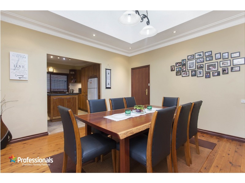 92 Victor Avenue, Picnic Point NSW 2213