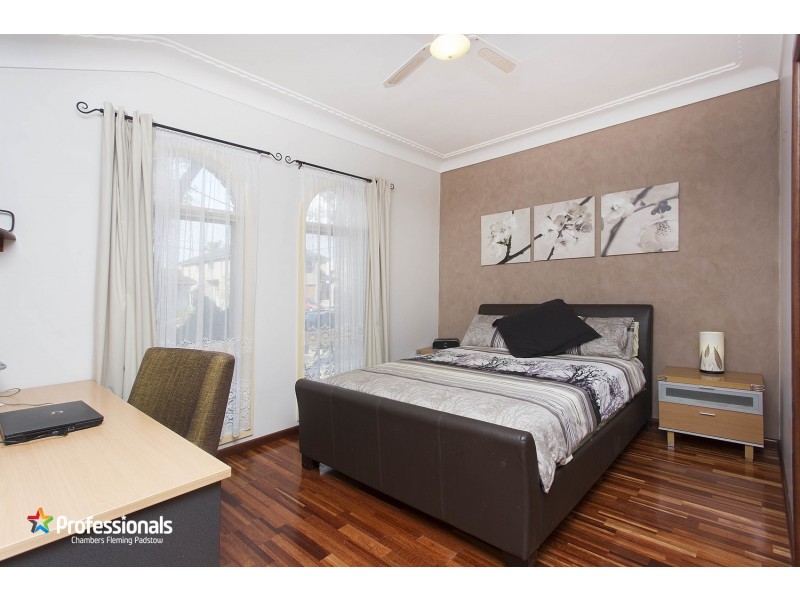 92 Victor Avenue, Picnic Point NSW 2213