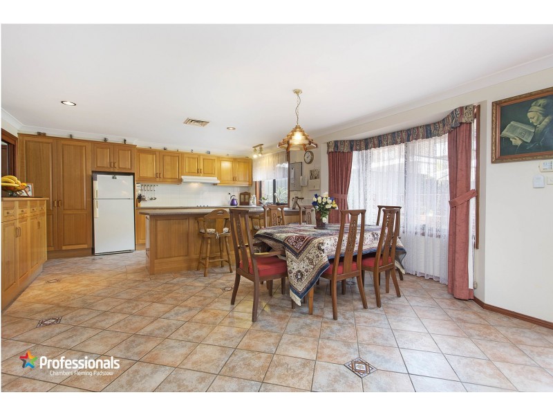 92 Victor Avenue, Picnic Point NSW 2213