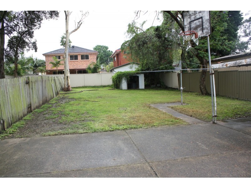 117 Faraday Road, Padstow NSW 2211