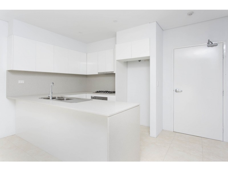 2/13-17 Peake Parade, Peakhurst NSW 2210