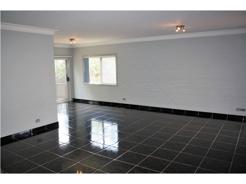 2/9 Redwood Place, Padstow Heights NSW 2211