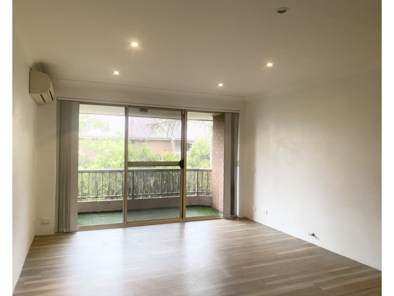 24/4 Mead Avenue, Chipping Norton NSW 2170