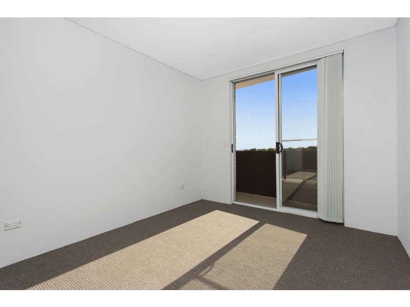 21/13-17 Peake Parade, Peakhurst NSW 2210