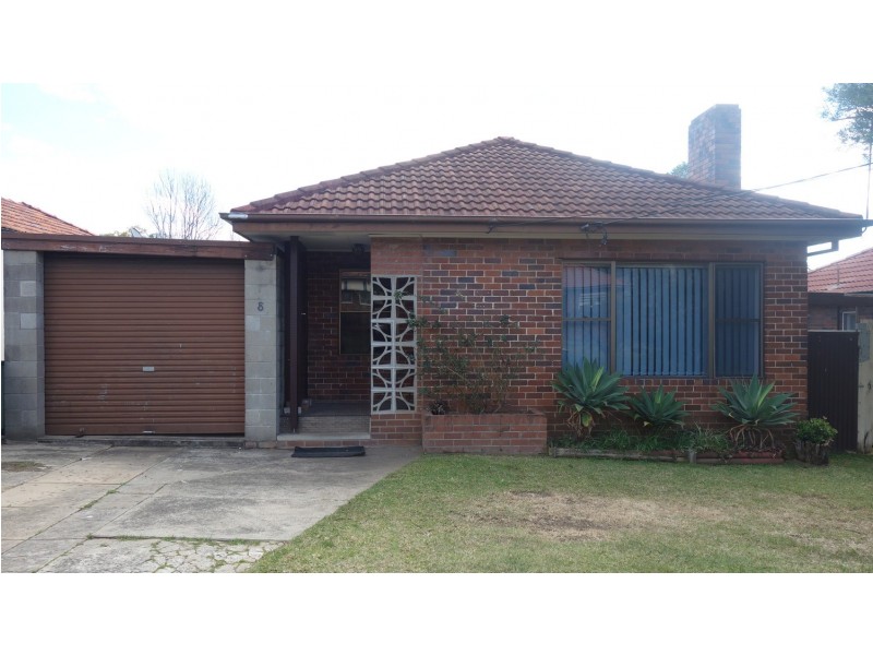 8 Hinemoa Street, Panania NSW 2213