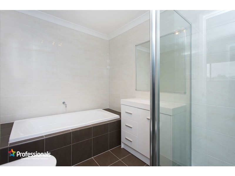 11 Drake Street, Panania NSW 2213