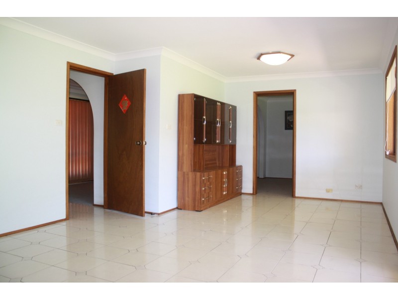 42 Mae Crescent, Panania NSW 2213