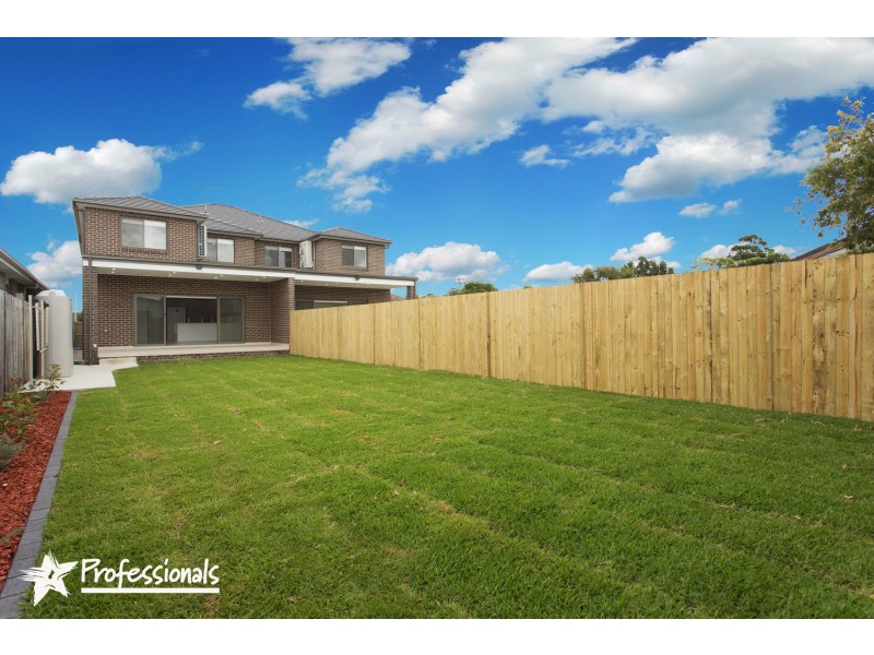 1a Laundess Avenue, Panania NSW 2213