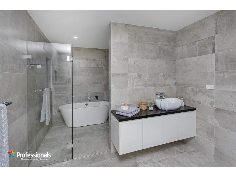 16  Stevens Street, Panania NSW 2213