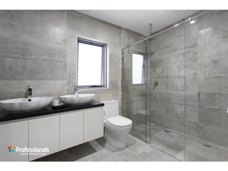 16  Stevens Street, Panania NSW 2213