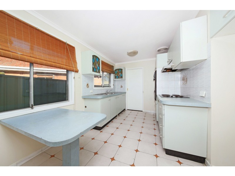 2/89 Lucas Road, East Hills NSW 2213