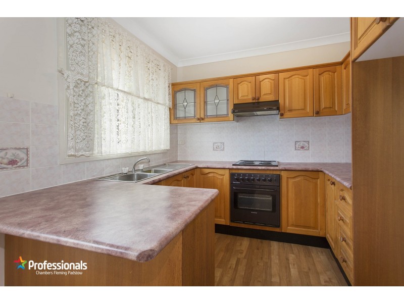 6/2 Bell Street, Panania NSW 2213