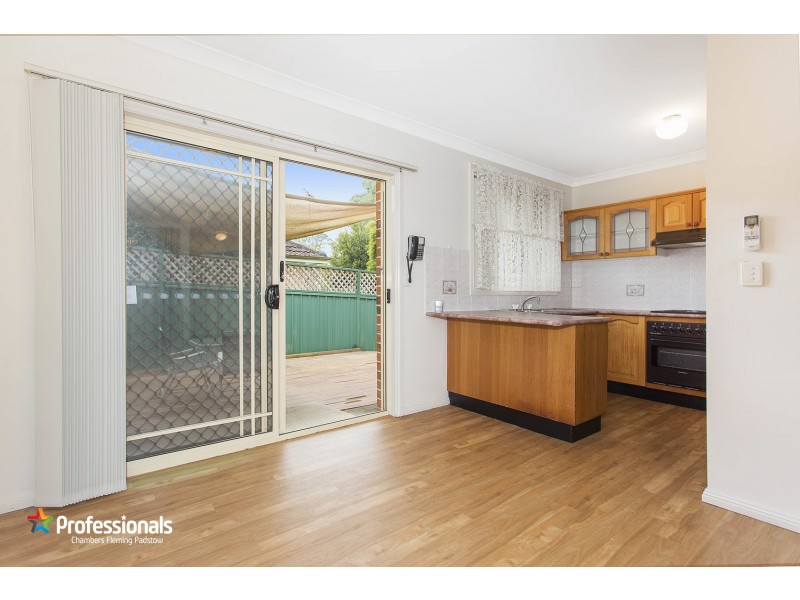 6/2 Bell Street, Panania NSW 2213