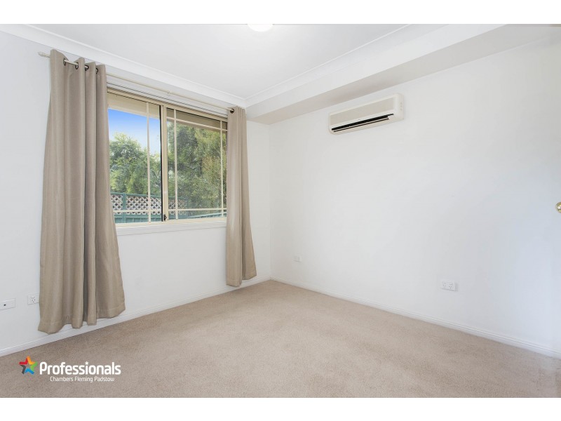 6/2 Bell Street, Panania NSW 2213