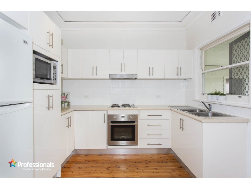 2 Wall Avenue, Panania NSW 2213