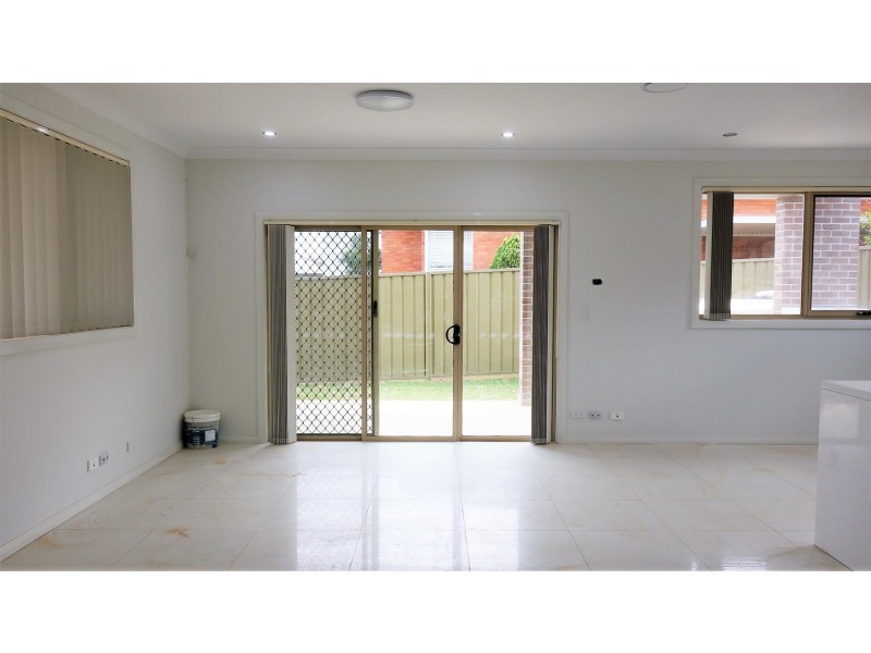 8 Tony Crescent, Padstow NSW 2211