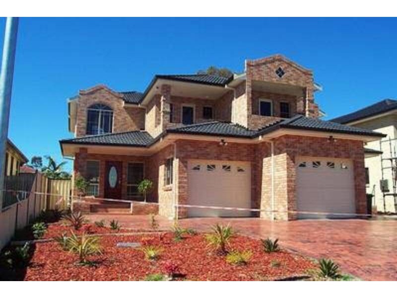 27A Carew Street, Padstow NSW 2211