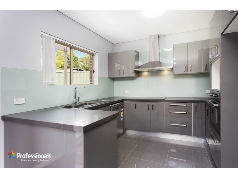 1A Tallawarra Avenue, Padstow NSW 2211