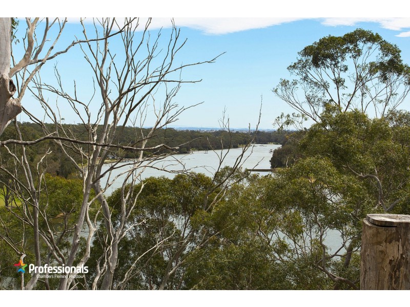 820A Henry Lawson Drive, Picnic Point NSW 2213