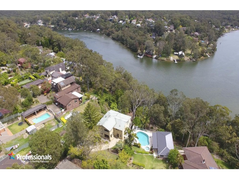 820A Henry Lawson Drive, Picnic Point NSW 2213