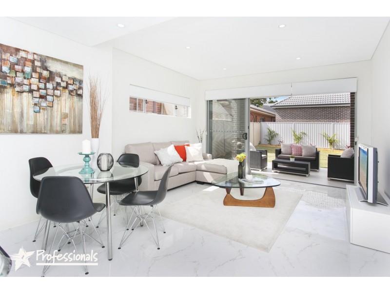 2/107 Ely Street, Revesby NSW 2212