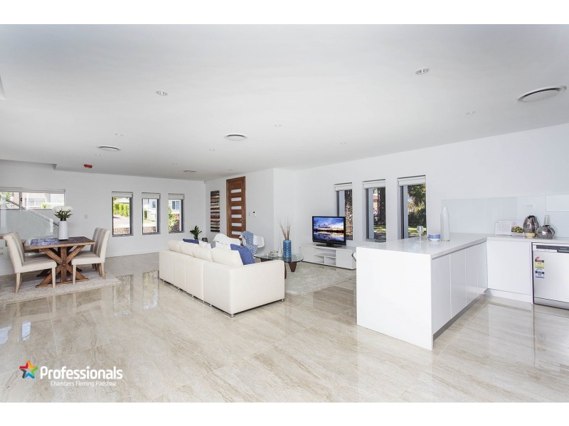 2A Anthony Avenue, Padstow NSW 2211