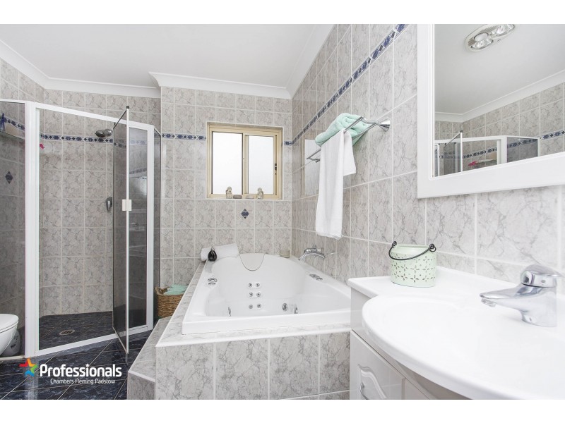 29 Henry Kendall Avenue, Padstow NSW 2211