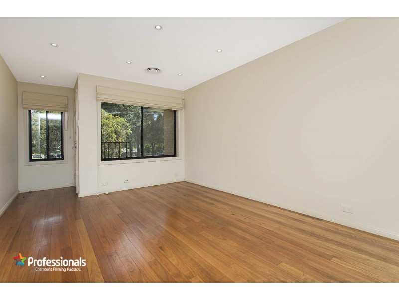 3a Fox Crescent, Padstow NSW 2211