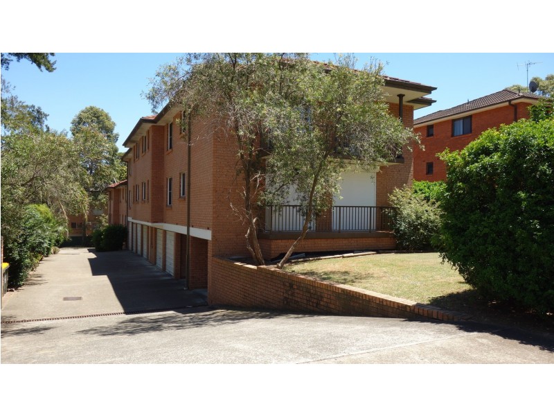 5/42 Sir Joseph Banks Street, Bankstown NSW 2200