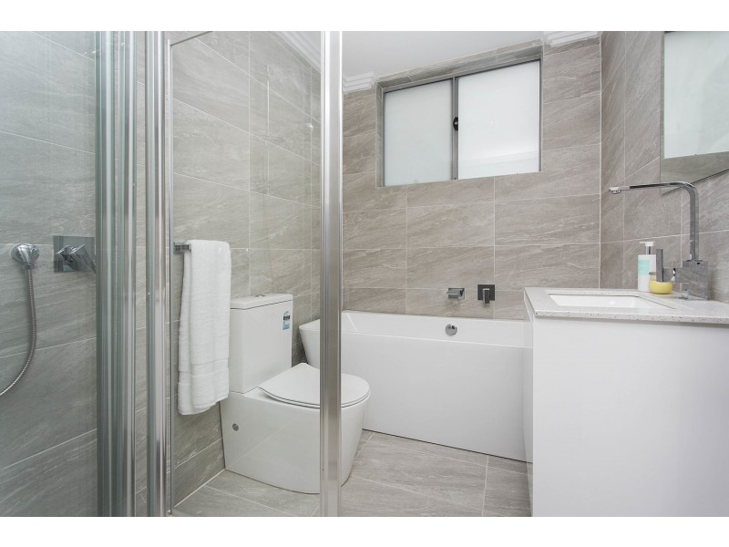 1B Kingston Avenue, Panania NSW 2213