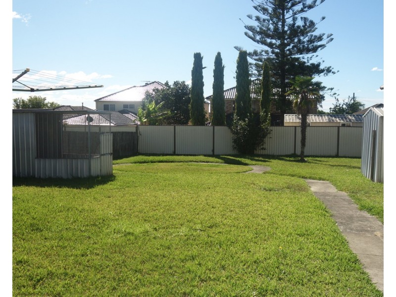 12 Windsor Road, Padstow NSW 2211