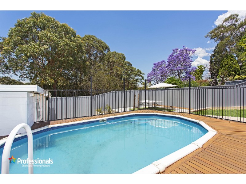 92 Thomas Street, Picnic Point NSW 2213
