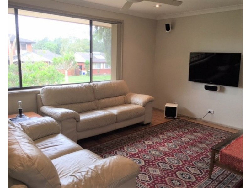 5 Warlencourt Avenue, Milperra NSW 2214