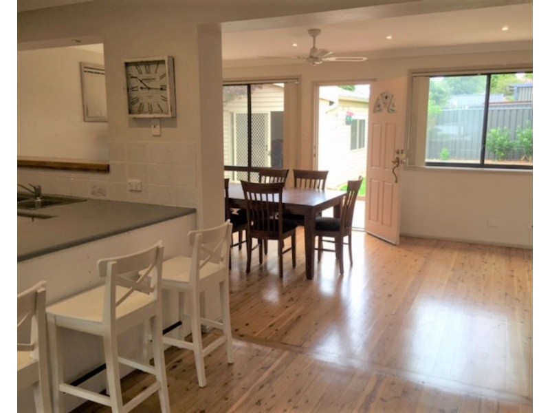 5 Warlencourt Avenue, Milperra NSW 2214