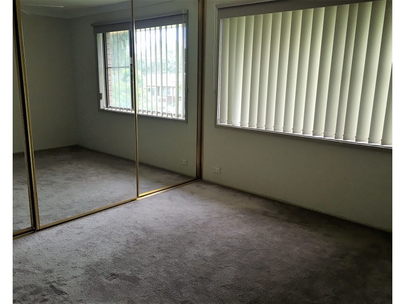 5 Warlencourt Avenue, Milperra NSW 2214