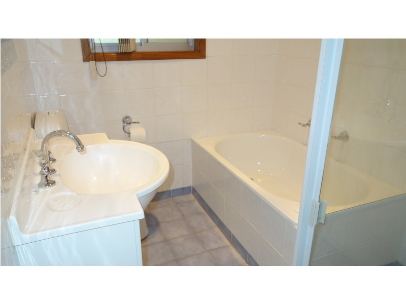 2 Astley Avenue, Padstow NSW 2211