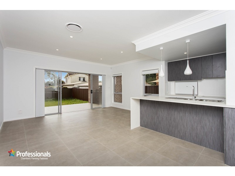 7 Pozieres Avenue, Milperra NSW 2214