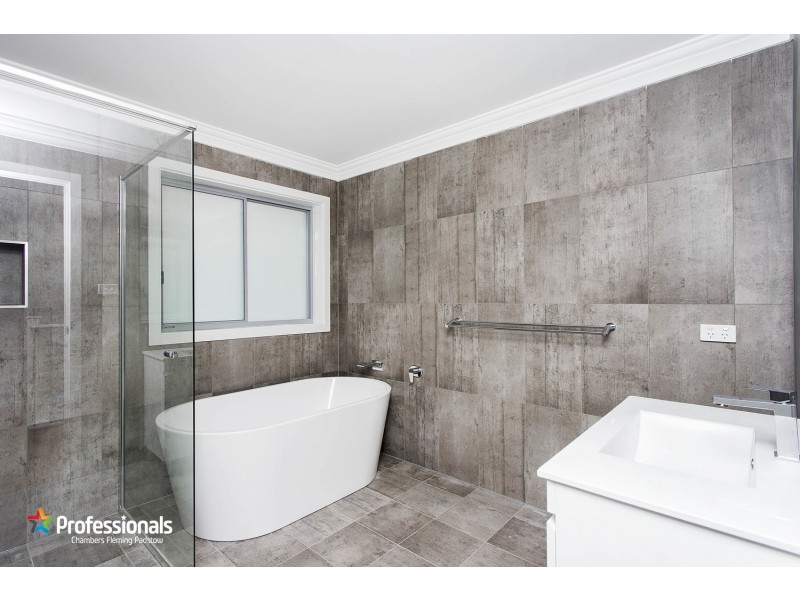 7 Pozieres Avenue, Milperra NSW 2214