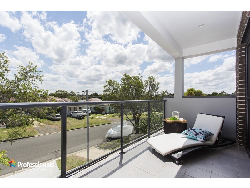 61 Clifford Street, Panania NSW 2213