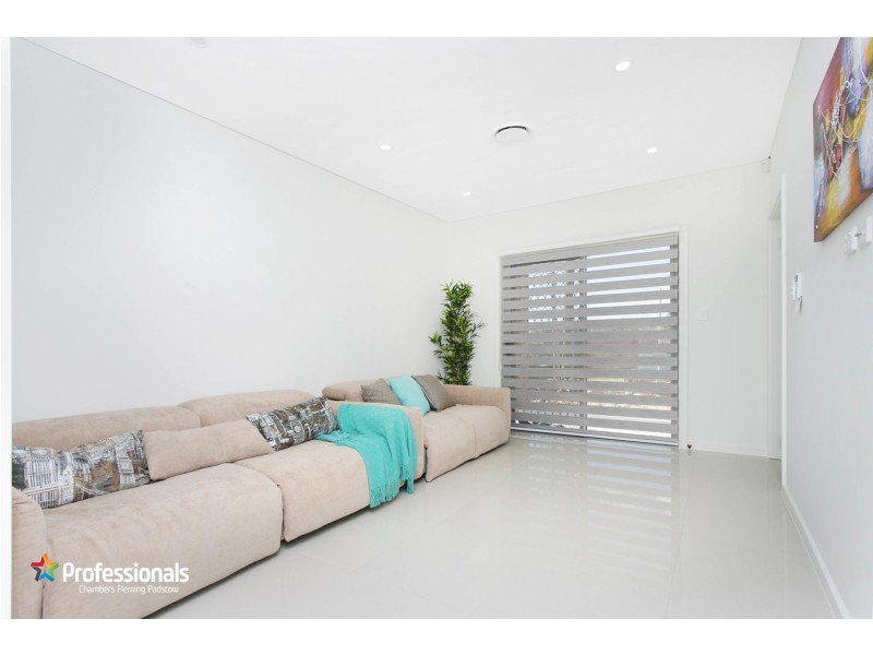 30A Burbank Avenue, East Hills NSW 2213