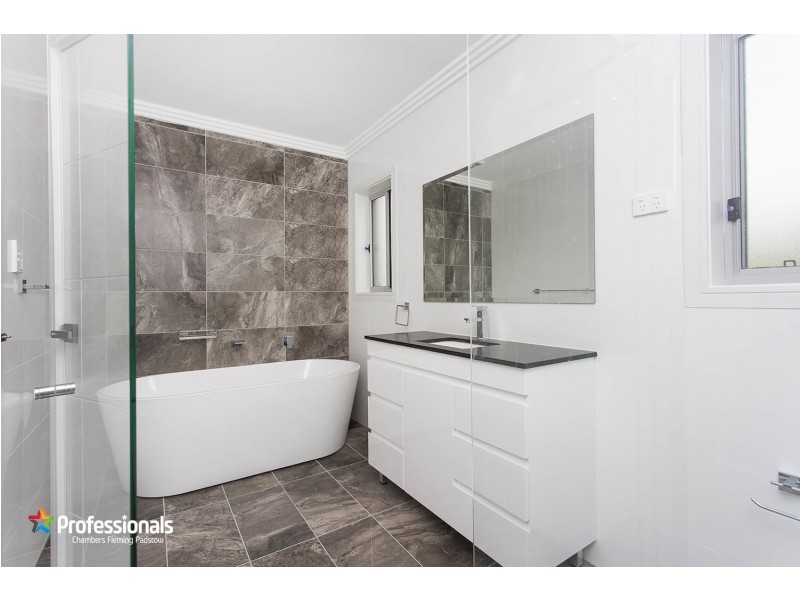 30A Metcalfe Avenue, Moorebank NSW 2170