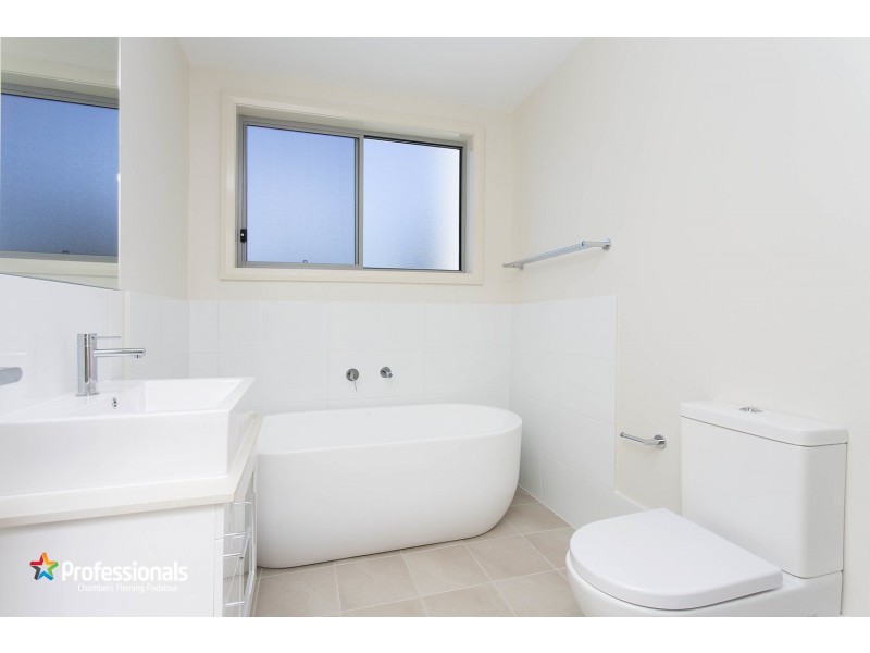 9 Alliance Avenue, Revesby NSW 2212