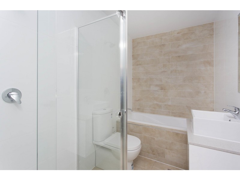 18/13-17 Peake Parade, Peakhurst NSW 2210