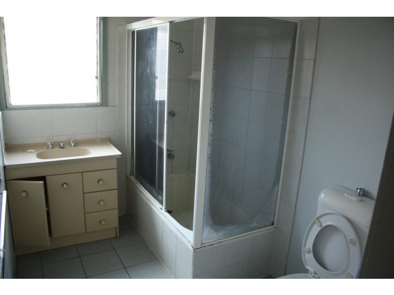 44 Cammarlie Avenue, Panania NSW 2213